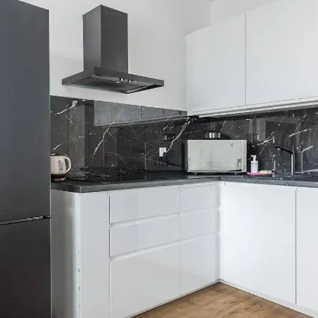 Urbannestgroup & Wal 25/21 * Gdańsk