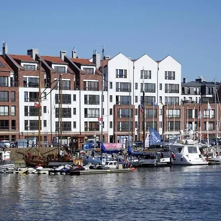 Appartement Urbannestgroup & Wal 25/21 *